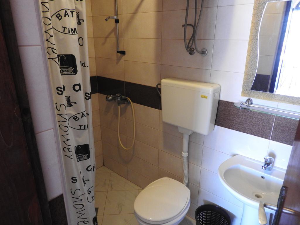Apartments Basha 1 - Long Beach อุลซิน ภายนอก รูปภาพ