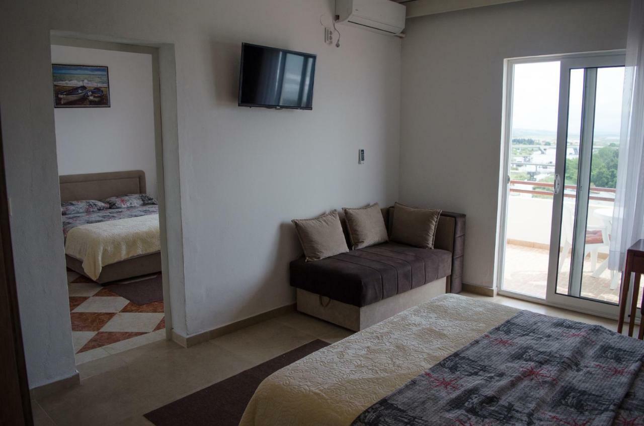 Apartments Basha 1 - Long Beach อุลซิน ภายนอก รูปภาพ